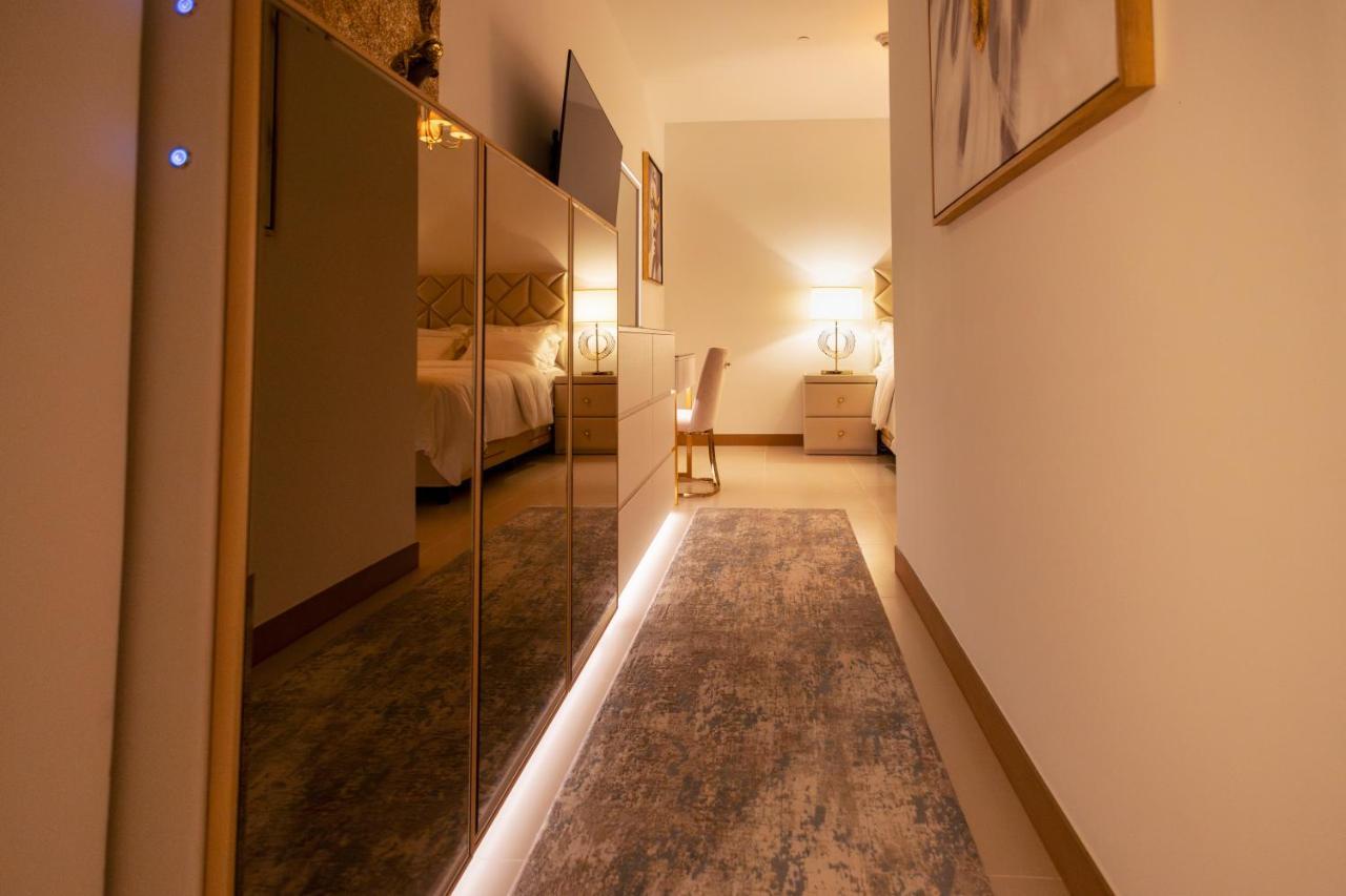 Vida Dubai Marina & Yacht Club , Hotel And Residences , Luxurious 2Br エクステリア 写真